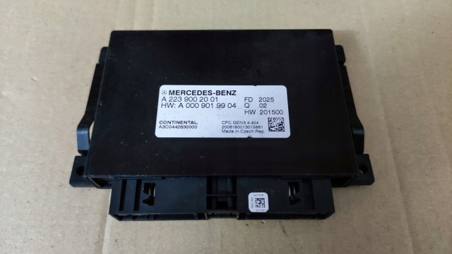 MERCEDES 2239002001 в наличии Киев