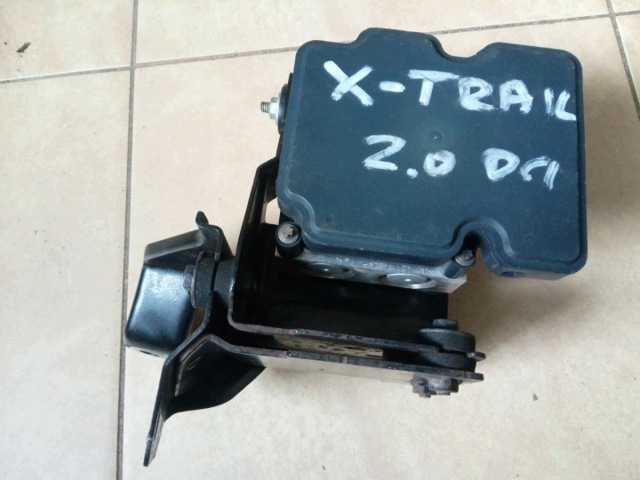 Блок управления АБС  2265106452 NISSAN