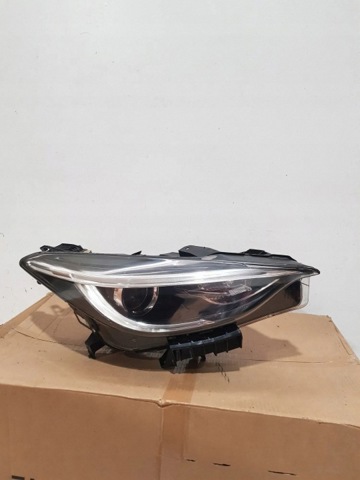 Правая блок фара 260105DA0A NISSAN