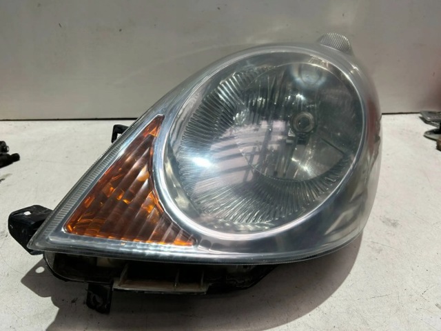 Фары 260609U10A NISSAN