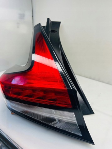 Фонарь задний левый 265555SH0A NISSAN