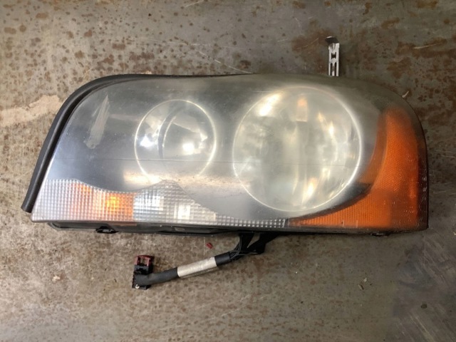 Фара 30744007 VOLVO