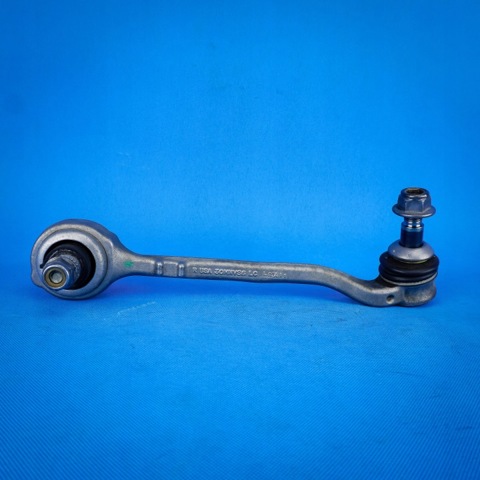 Передний нижний рычаг 31106870972 BMW