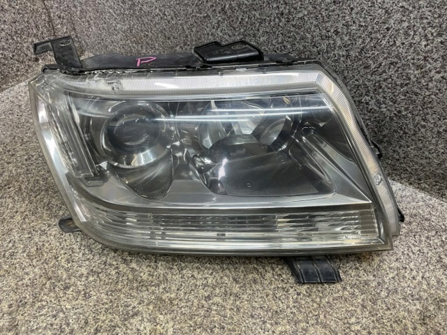 Фара передняя правая 3512065J41 SUZUKI