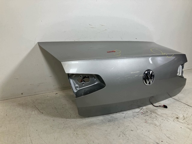 Крышка багажника 3G5827025 VAG