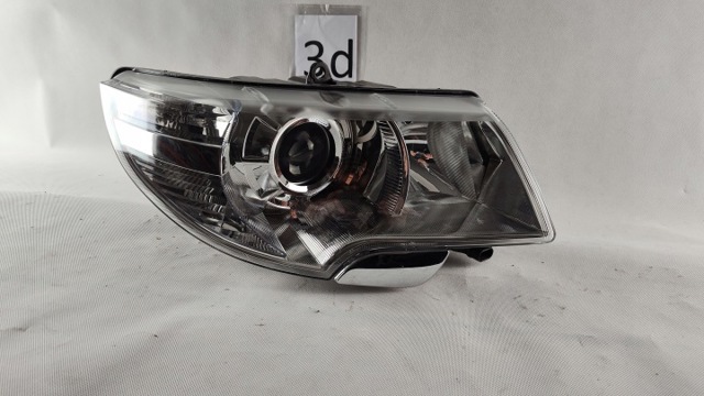 Фара передняя правая 3T1941016C VAG