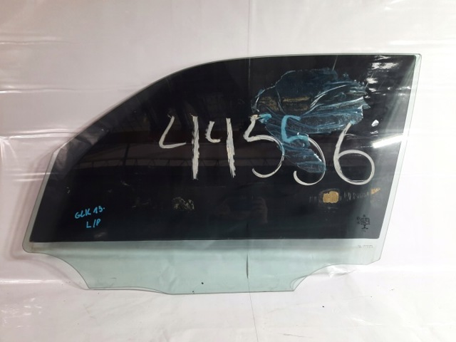 Стекло пассажирской двери 43R00049 MERCEDES