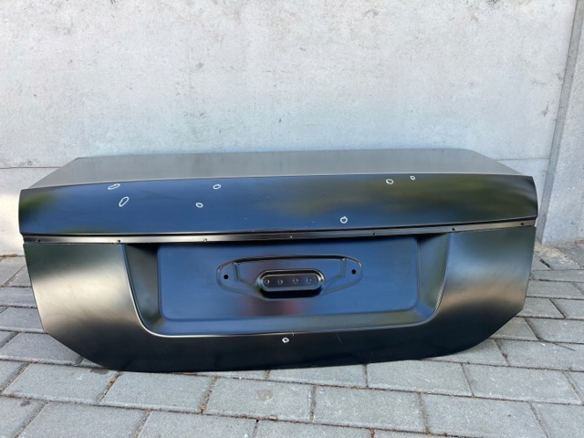 Крышка багажника 4F5827023F VAG