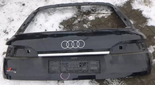 Задняя ляда 4L0827023B VAG