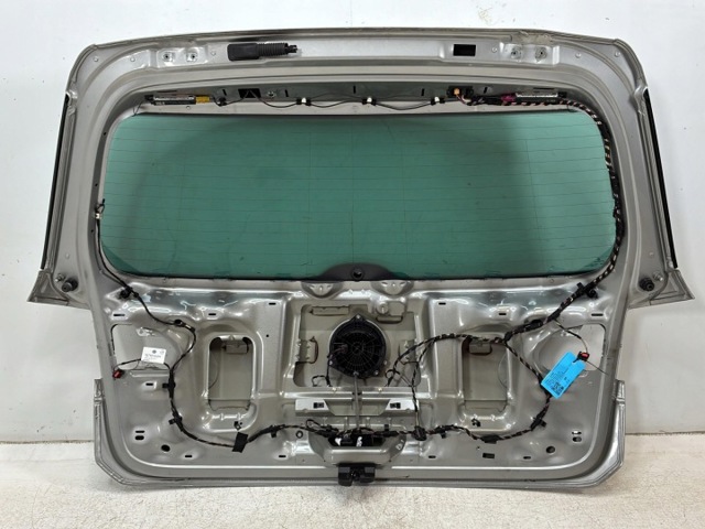 Крышка багажника 510827025AD VAG