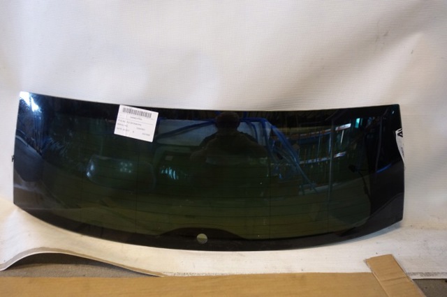 Стекло двери задка 51317389425 BMW