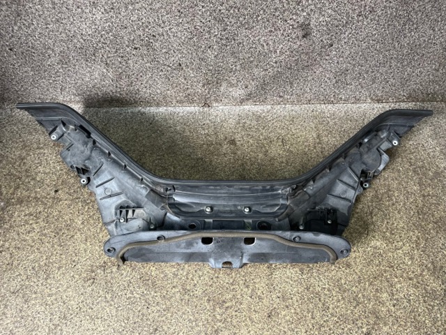 Мотоотсек передка 51717169422 BMW