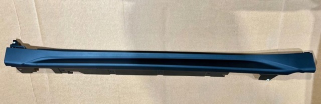 Накладка (молдинг) порога наружная левая 51777403399 BMW