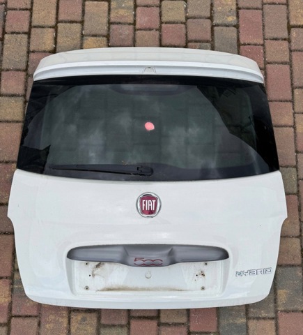 Пятая дверь Fiat 500