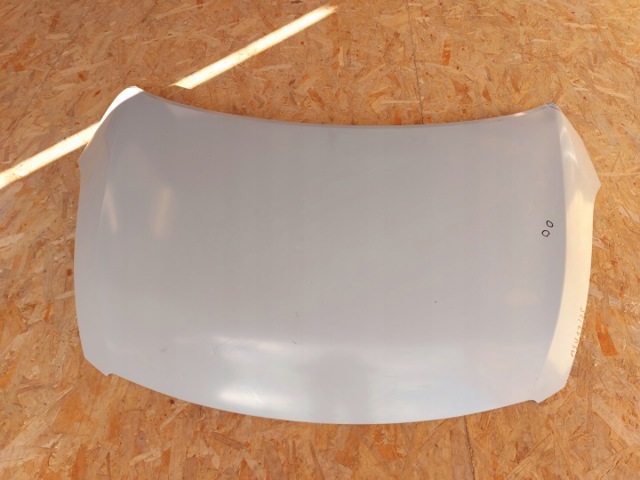 Капот двигателя 5730068L00 SUZUKI