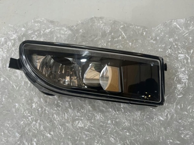 Фара противотуманная, правая 5C5941700C VAG