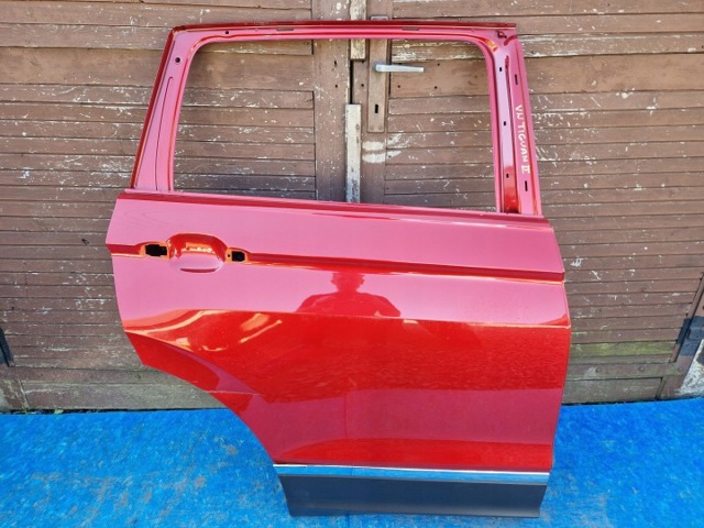 Двери 5NA833056L VAG