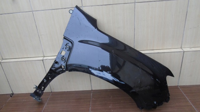 Правое крыло 631006076R RENAULT