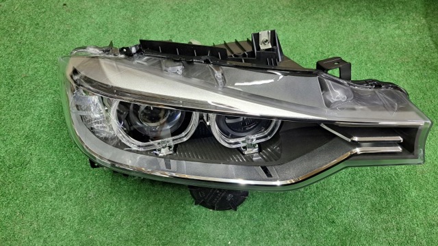 Фара комбинированная, передняя 63117259526 BMW