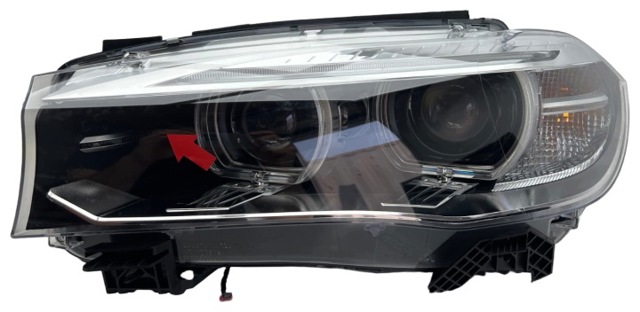 Вставка фары левой 63117317101 BMW