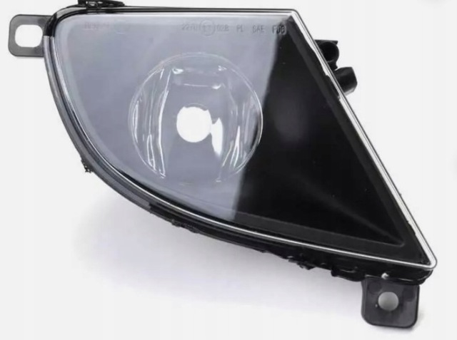 Противотуманка правая 63177177712 BMW