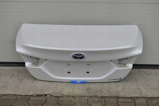 Крышка багажника 6440133760 TOYOTA