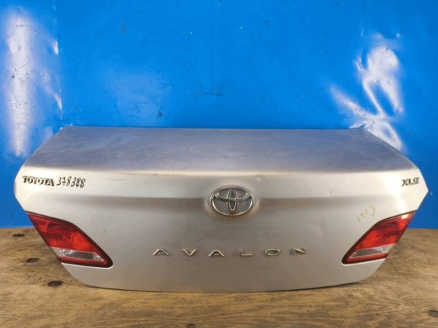 Крышка багажника 64401AC050 TOYOTA