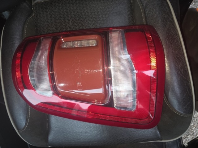 68262531AG Chrysler