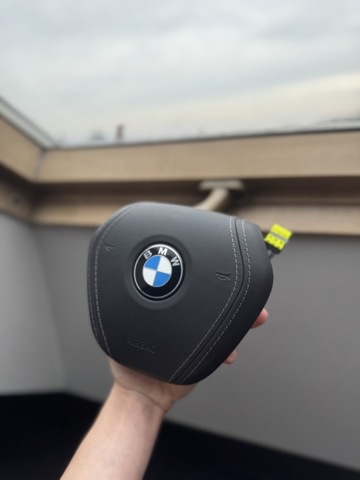 Подушка AIRBAG водительская 6872265 BMW