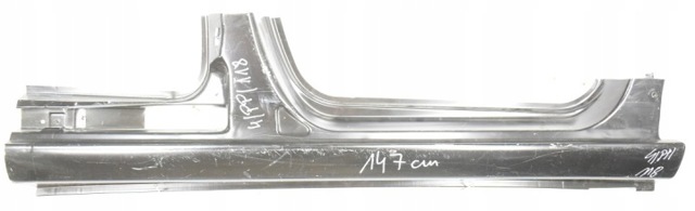 Внешний правый порог  7010J0 PEUGEOT