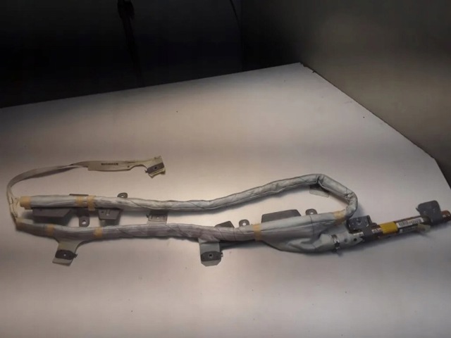 Левая шторка безопасности 7030A119 MITSUBISHI