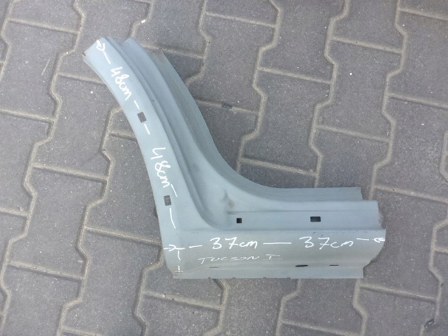 Внешний правый порог  713222EB01 HYUNDAI