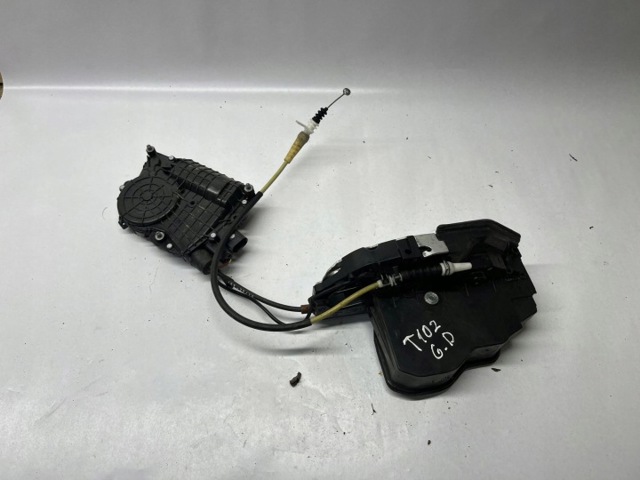 Замок задней двери, правой 7185688 BMW