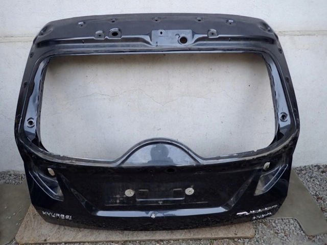 Дверь задняя багажная 72800N7010 HYUNDAI