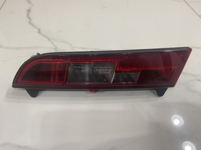 Задняя левая фара 7304043 BMW
