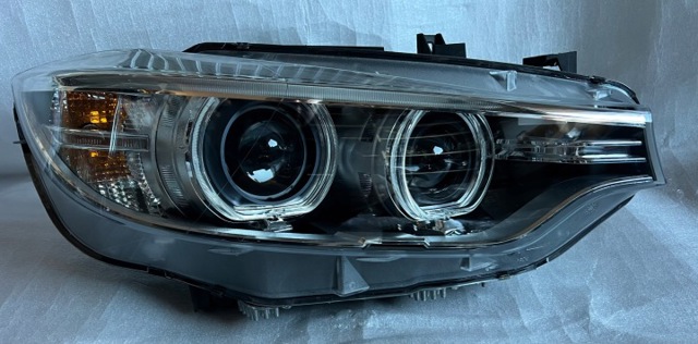 Фара правая 7377854 BMW