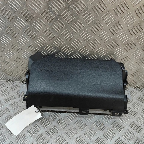 Эйрбэг защиты коленей нижняя 7390042050C0 TOYOTA