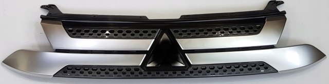 Решетка Mitsubishi Outlander 3