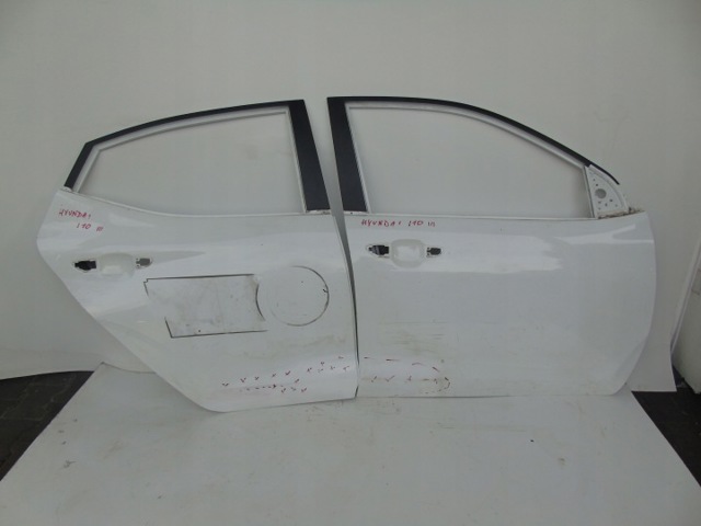 Пассажирская передняя дверь 76004K7000 HYUNDAI