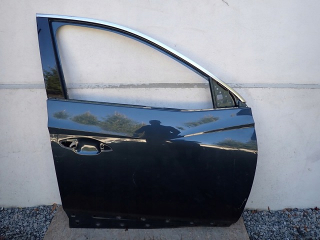 Пассажирская передняя дверь 76004N7000 HYUNDAI