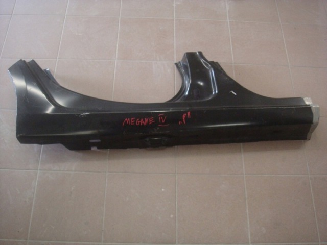 Стойка кузова передняя, правая 760309238R RENAULT