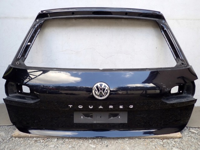 Пятая дверь Volkswagen Touareg III