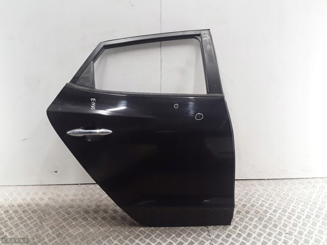 Дверь задняя в сборе 770042Y000 HYUNDAI