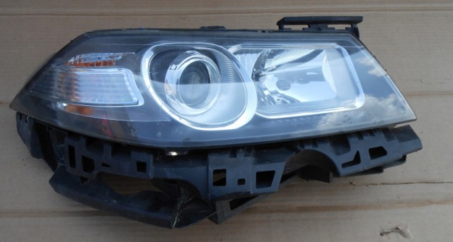 Правая блок фара 7701063264 RENAULT