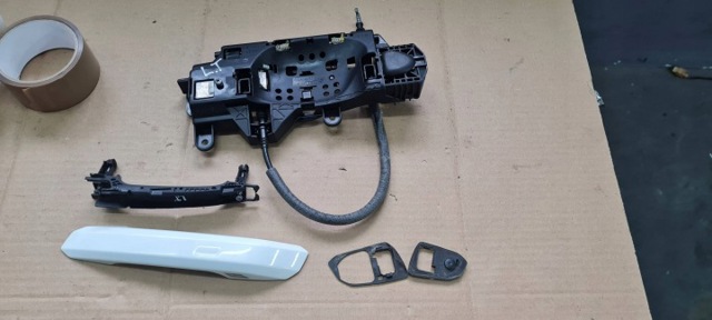 Накладка ручки двери 80A837239 VAG