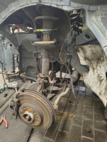 Опора передней стойки 8200275528 RENAULT