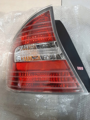 Задний левый стоп 84201AG212 SUBARU