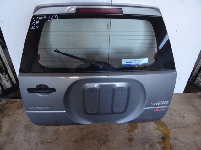 Стекло крышки багажника 8458065J00 SUZUKI