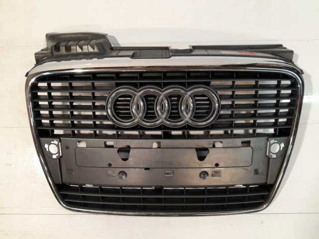 Решетка Audi A4 B7