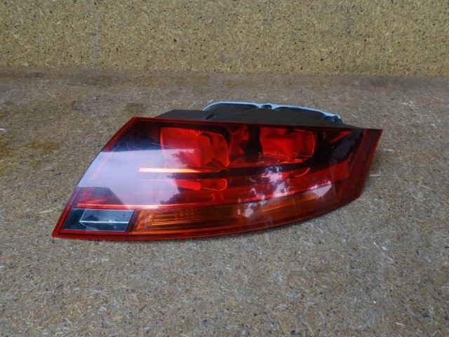 Фонари задние 8J0945096C VAG